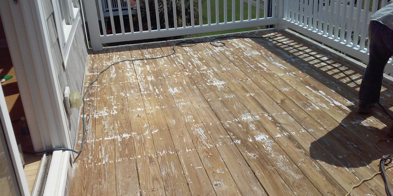 Deck Staining in Hampstead, North Carolina